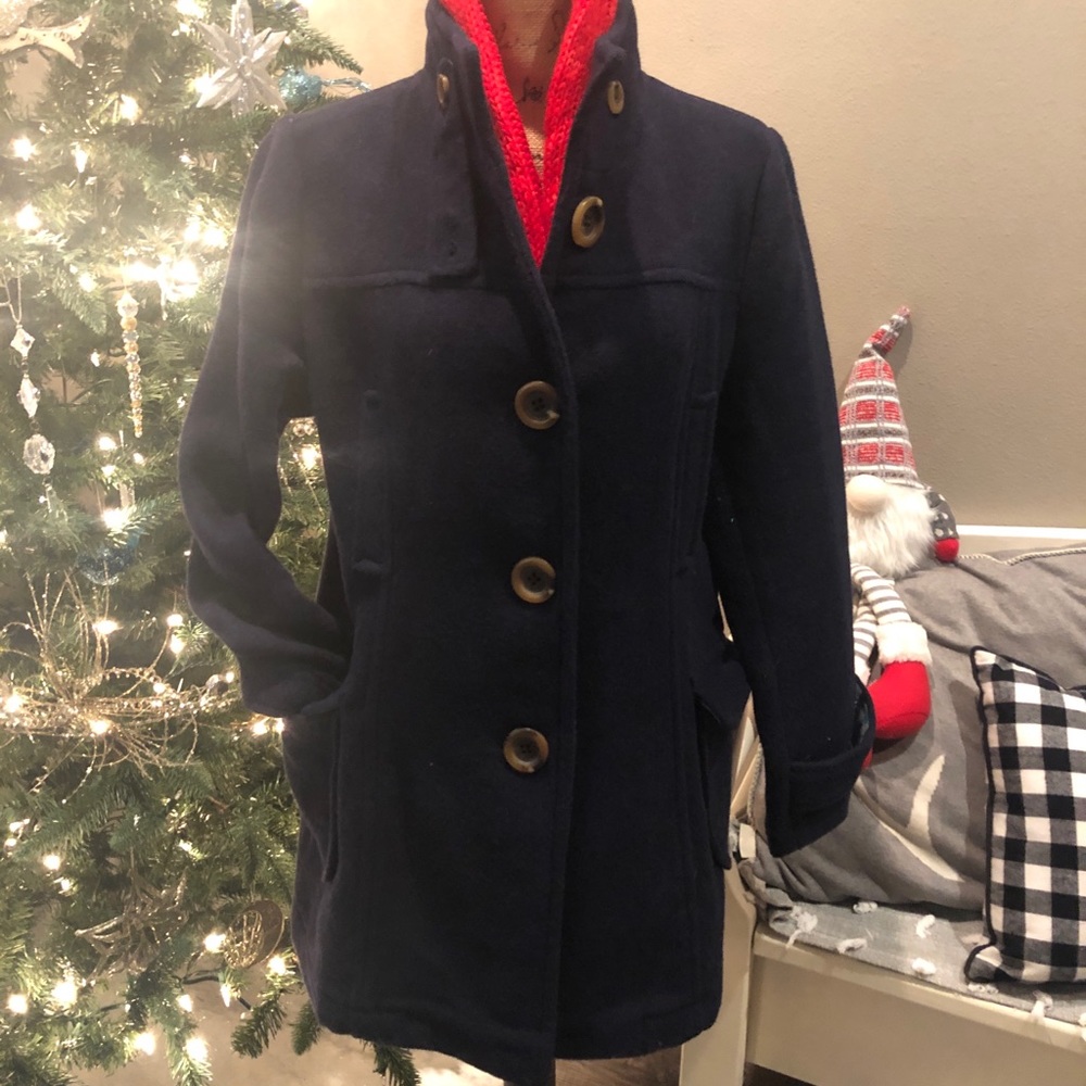 Super cute women’s coat!